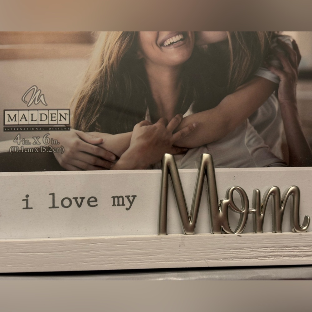 Brand new mom picture frame - Picture 4 of 5